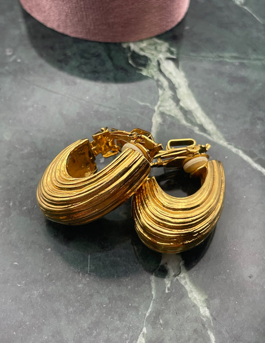 1970s Butler Gold Tone Clip-ons