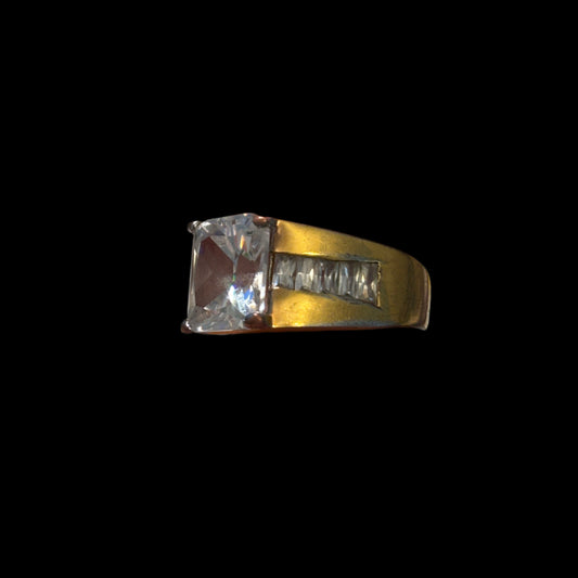 GP. Cubic Zirconia Ring