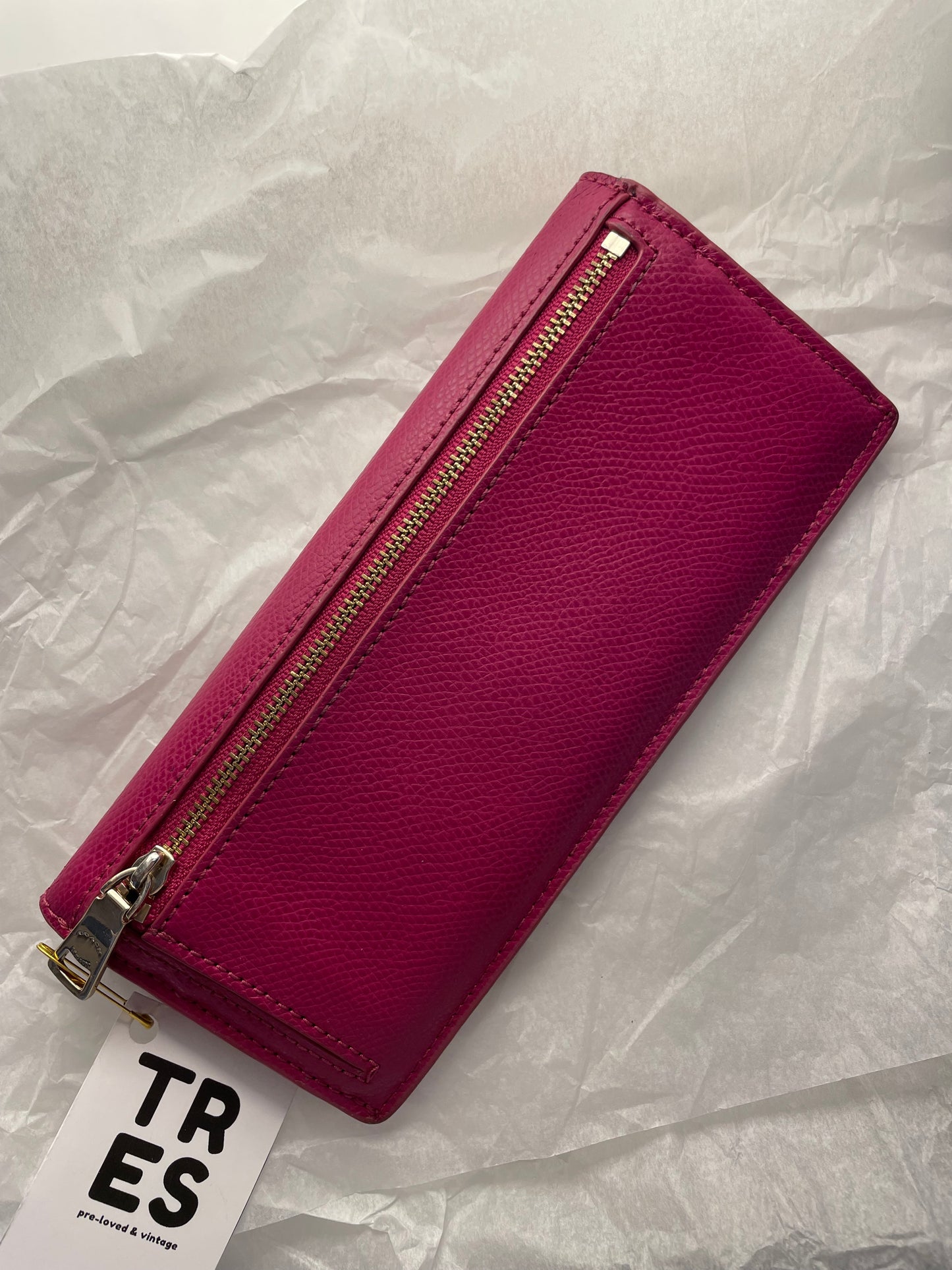 2000’s Coach Long Bi-fold Wallet