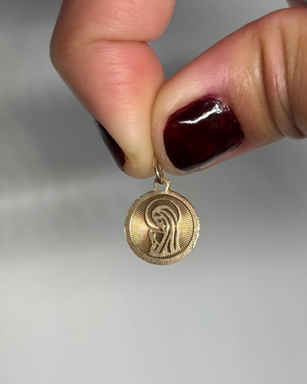 10KT Engine-turned Madonna Pendant