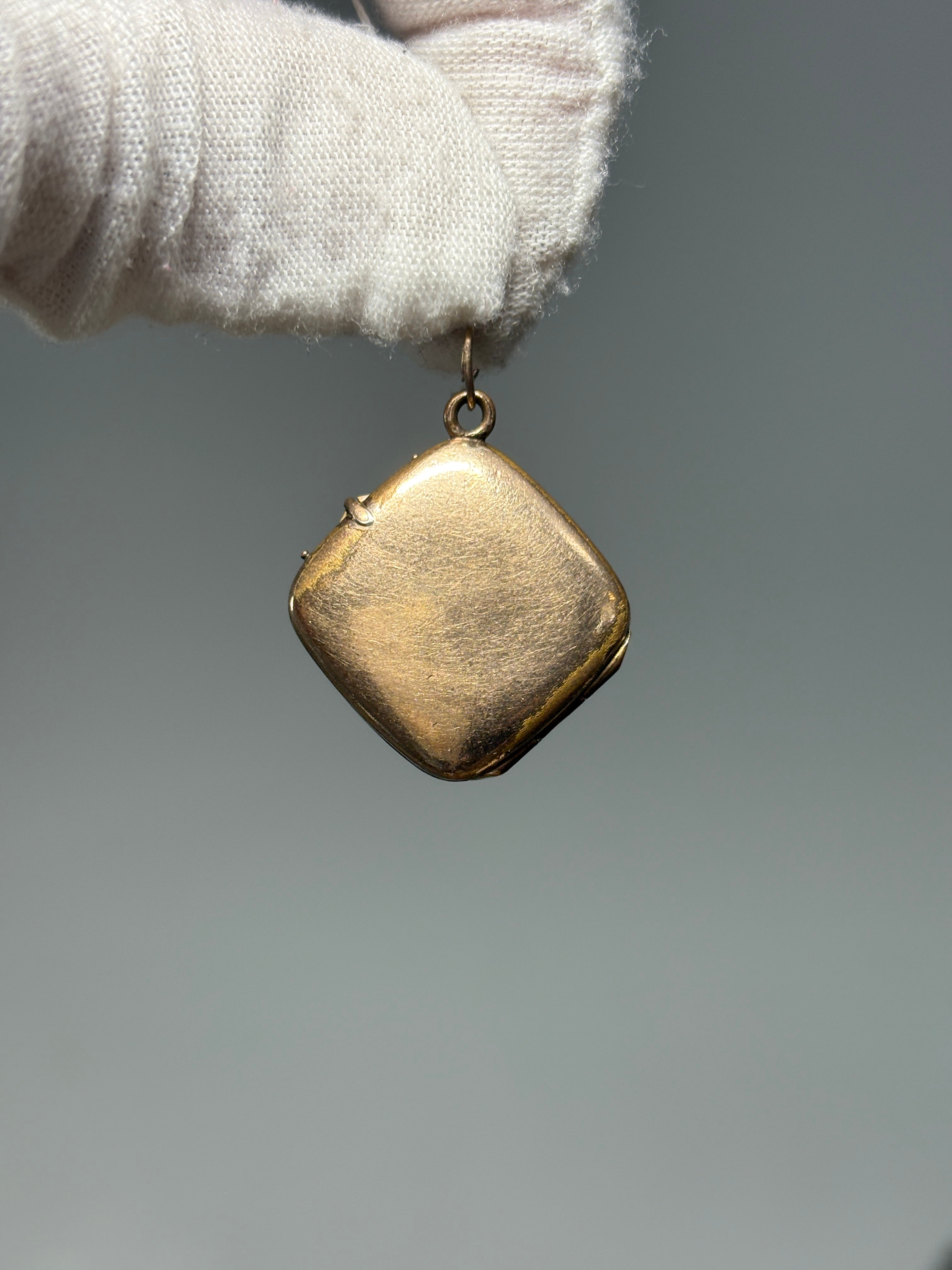 Médaillon photo diamant pâte plaqué or de l'époque édouardienne
