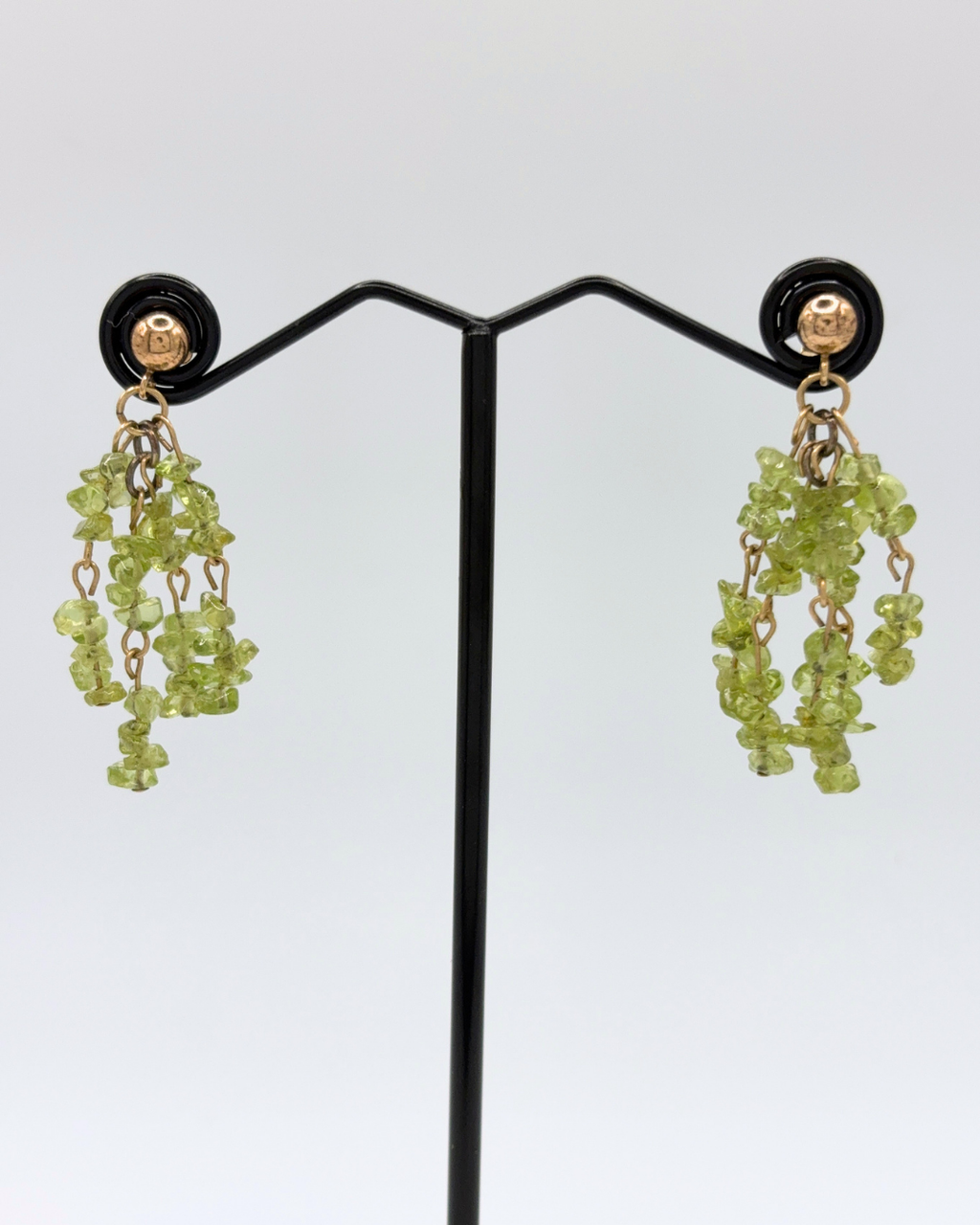 Boucles d'oreilles en péridot concassé en or rempli 14 carats