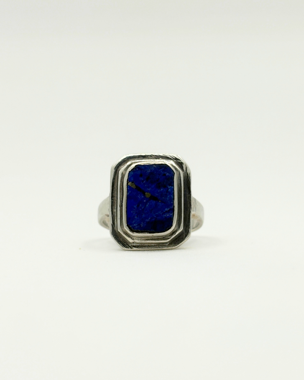 Bague en argent sterling avec lapis-lazuli