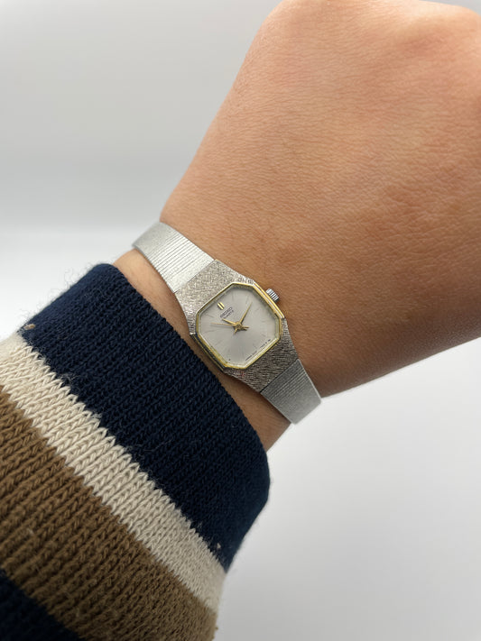 80s Seiko 2C20