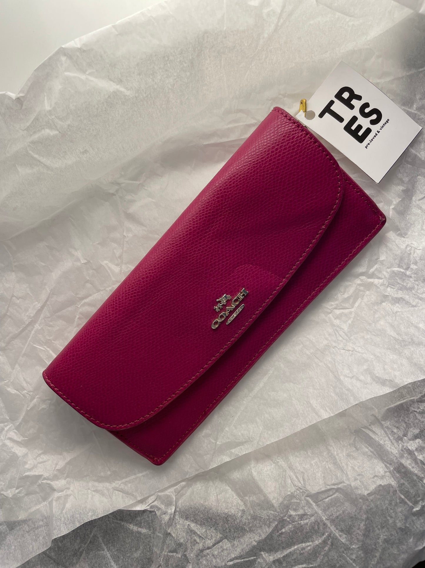 2000’s Coach Long Bi-fold Wallet