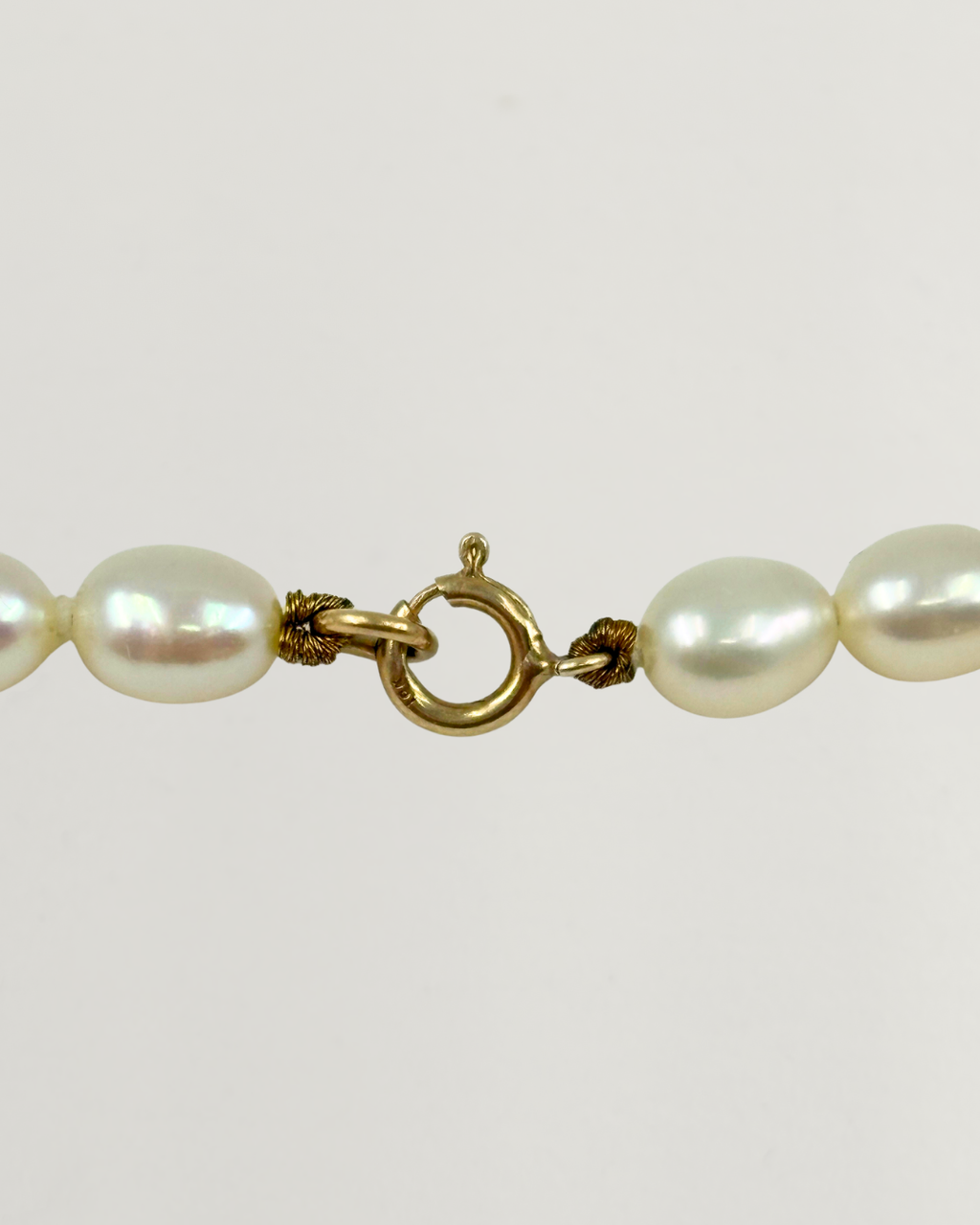 Bracelet en perles d'eau douce 10 carats