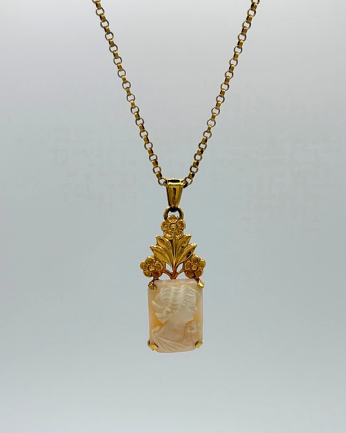 'Adorna' Gold Filled 7.8ct Cameo Necklace