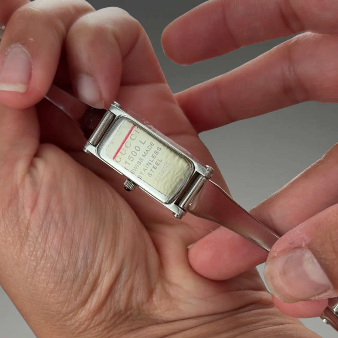 Gucci Tank 1500L Bangle Watch