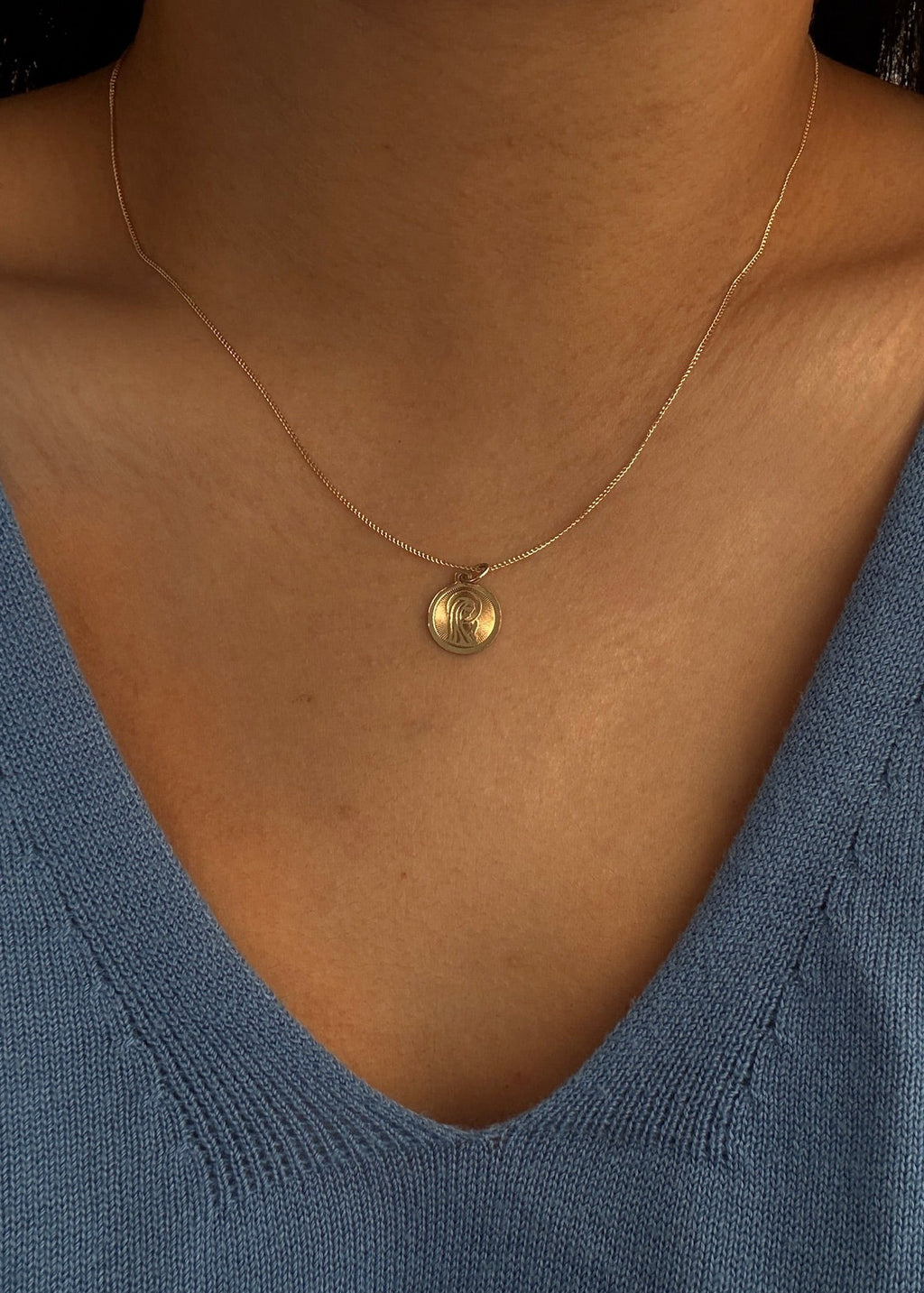 10KT Engine-turned Madonna Pendant