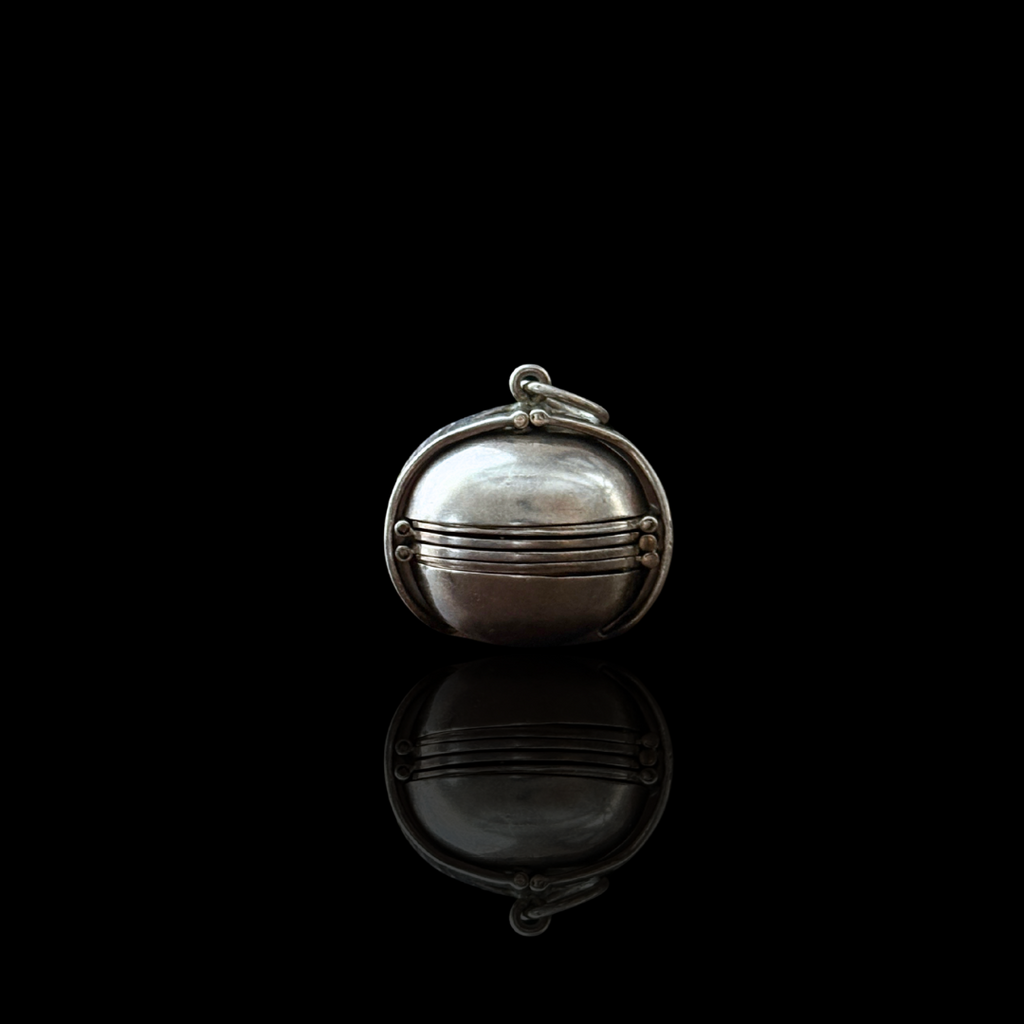 Médaillon accordéon vintage en argent sterling