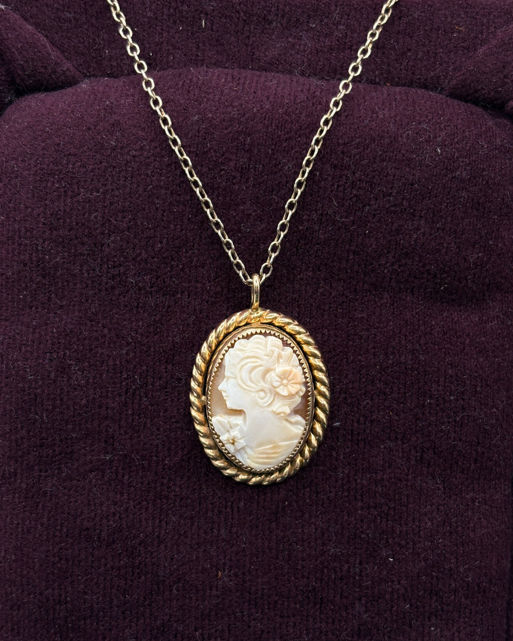 Collier Coquillage Camée Or Rempli 11 ct.