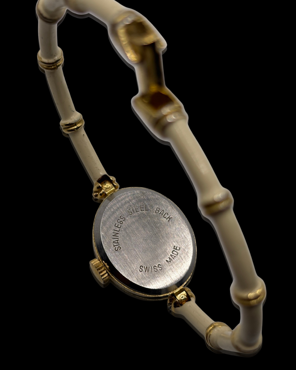 Montre AdWil en émail et bambou