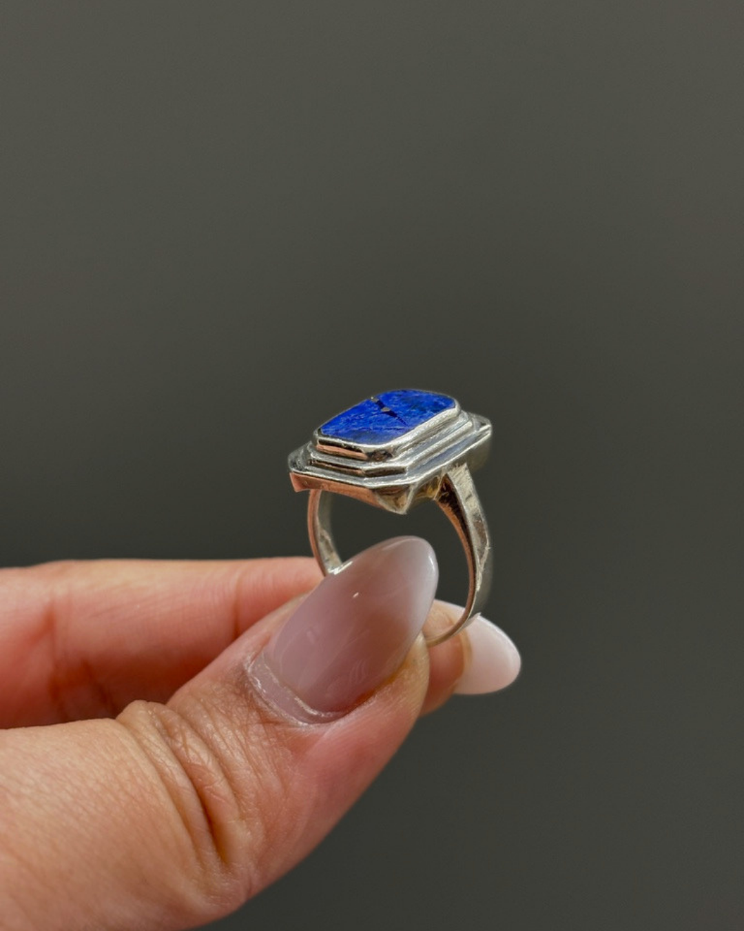 Sterling-Silber-Ring mit Lapislazuli
