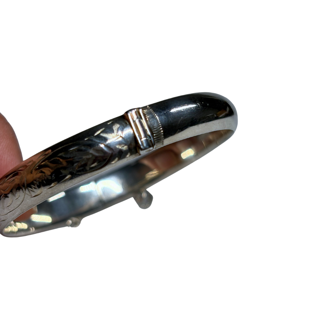 925 Engraved Bangle with Safety Chain