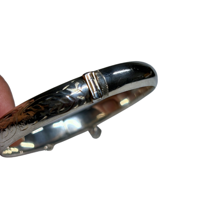 925 Engraved Bangle with Safety Chain