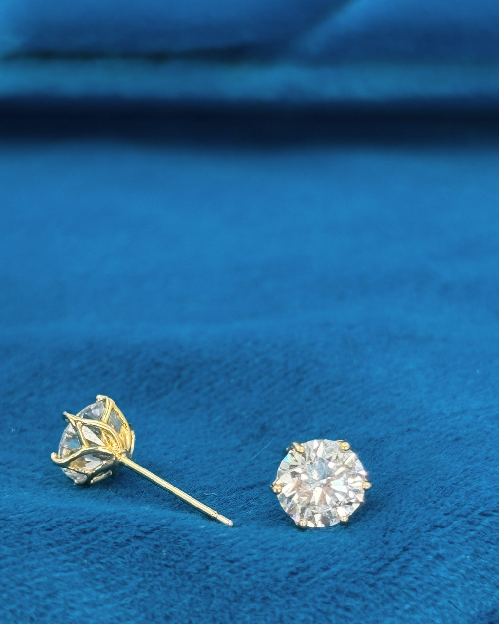 14K Gold Diamond Stud Earrings — 1.61ct