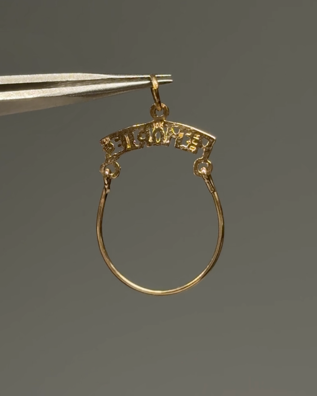 Breloque de rehaussement de souvenirs 10 carats d'occasion