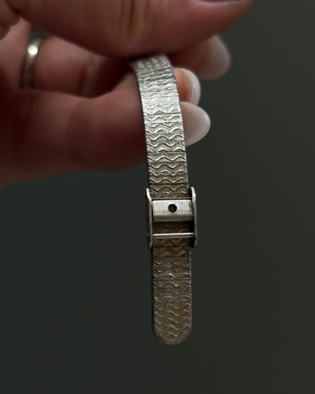 Bulova remontage manuel en or laminé 10 carats, diamants, années 1970