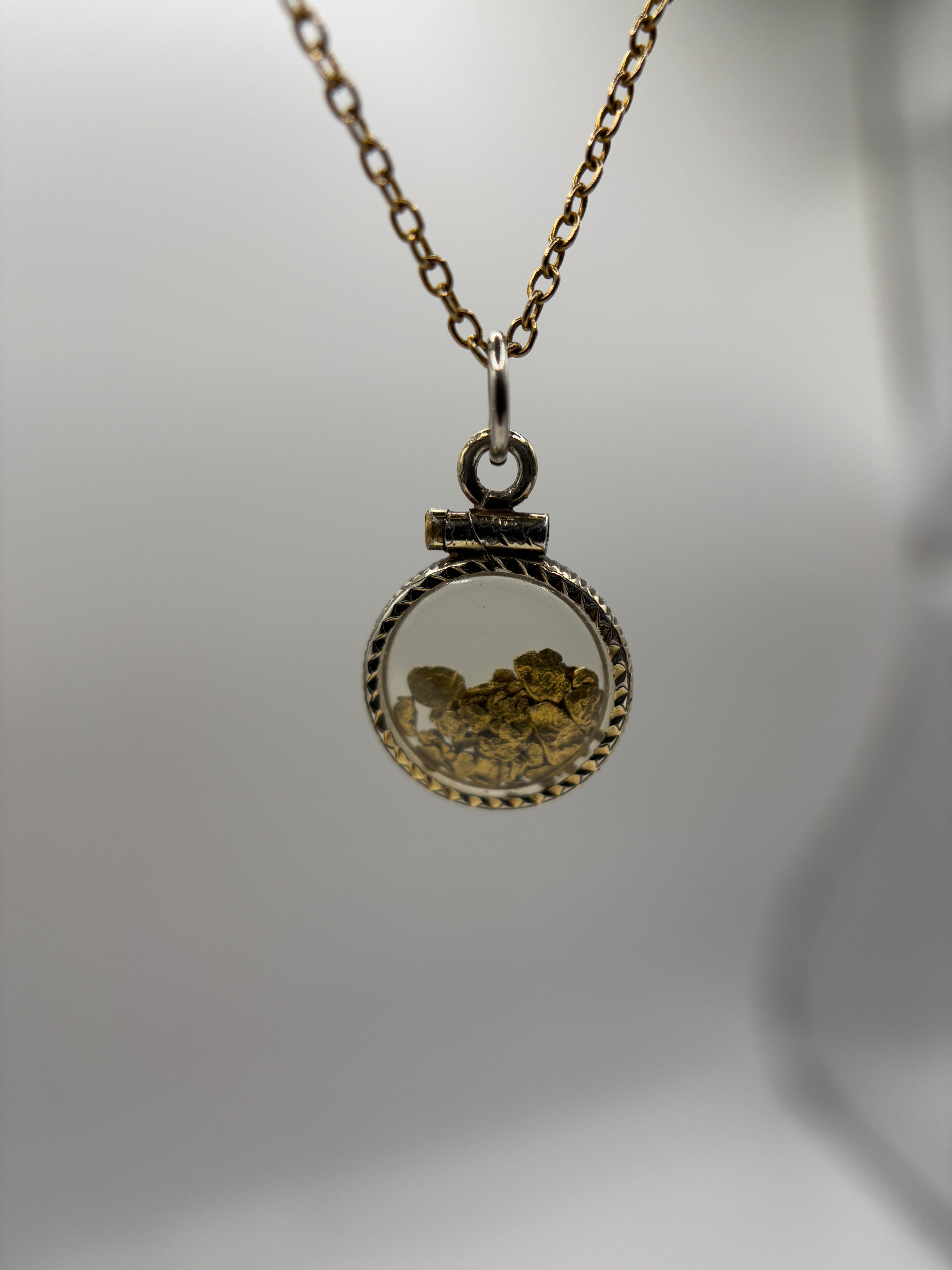 Collier Shaker en Or Laminé 22 carats Rare