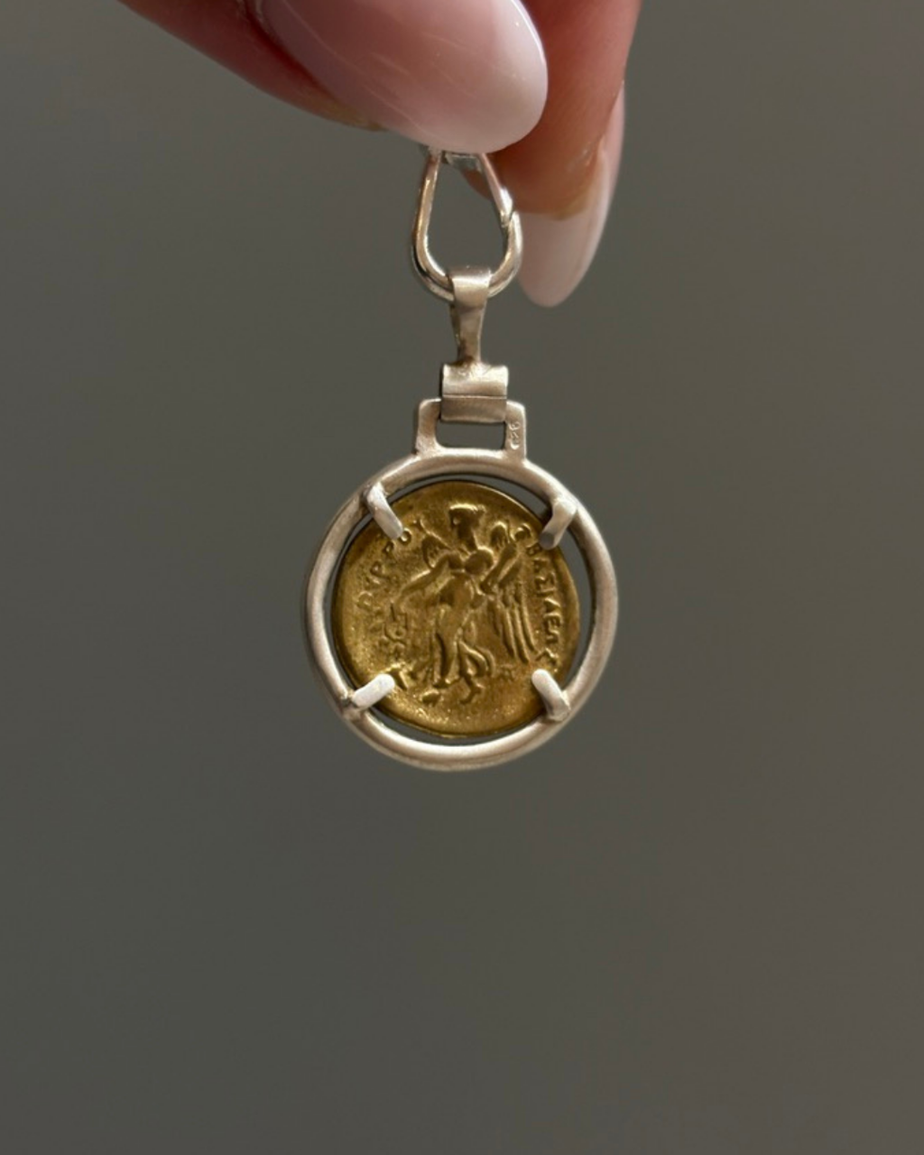 Pendentif pièce ancienne Athéna et Hermès en argent sterling et bronze