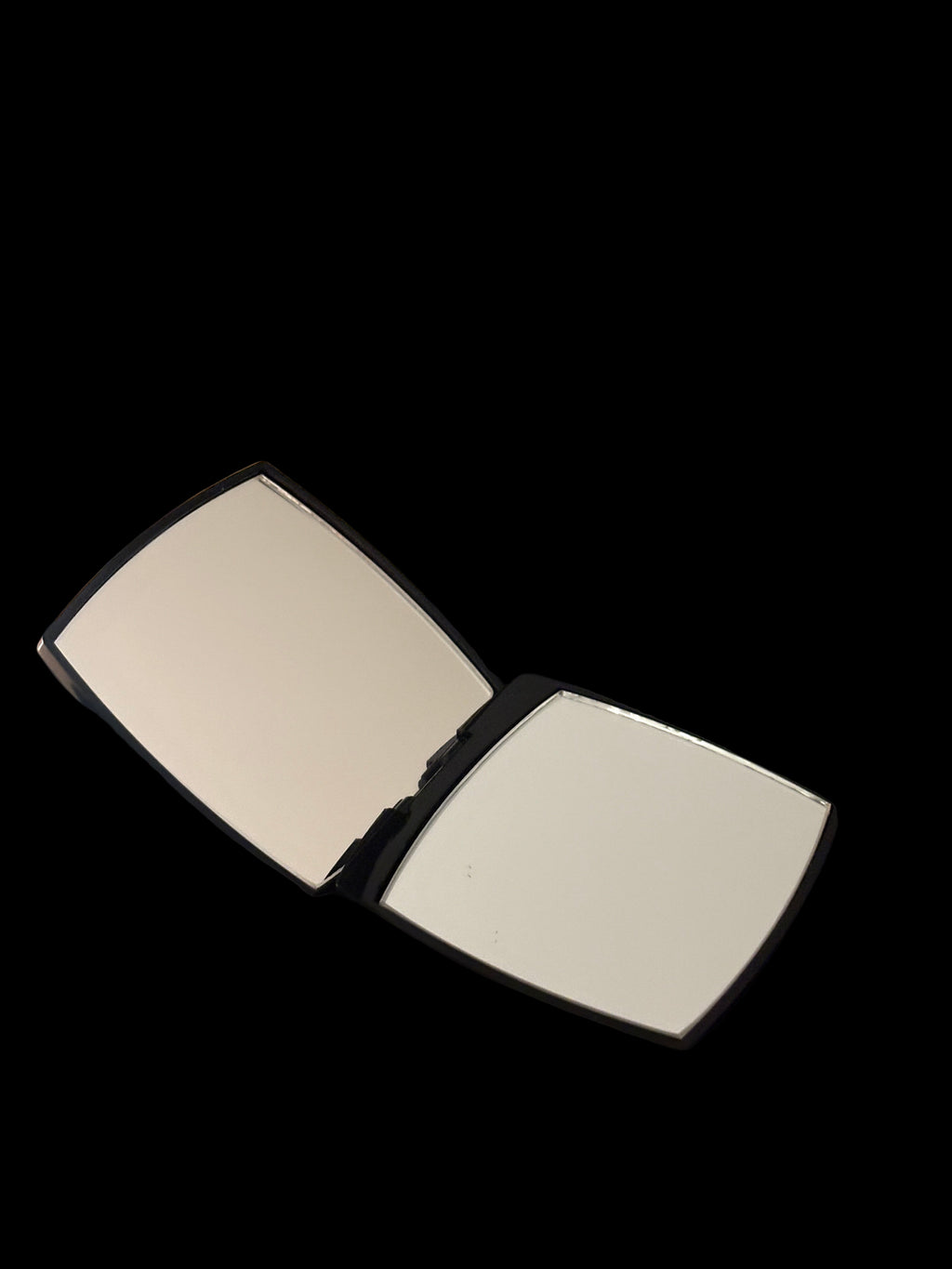 Miroir de poche vintage Chanel