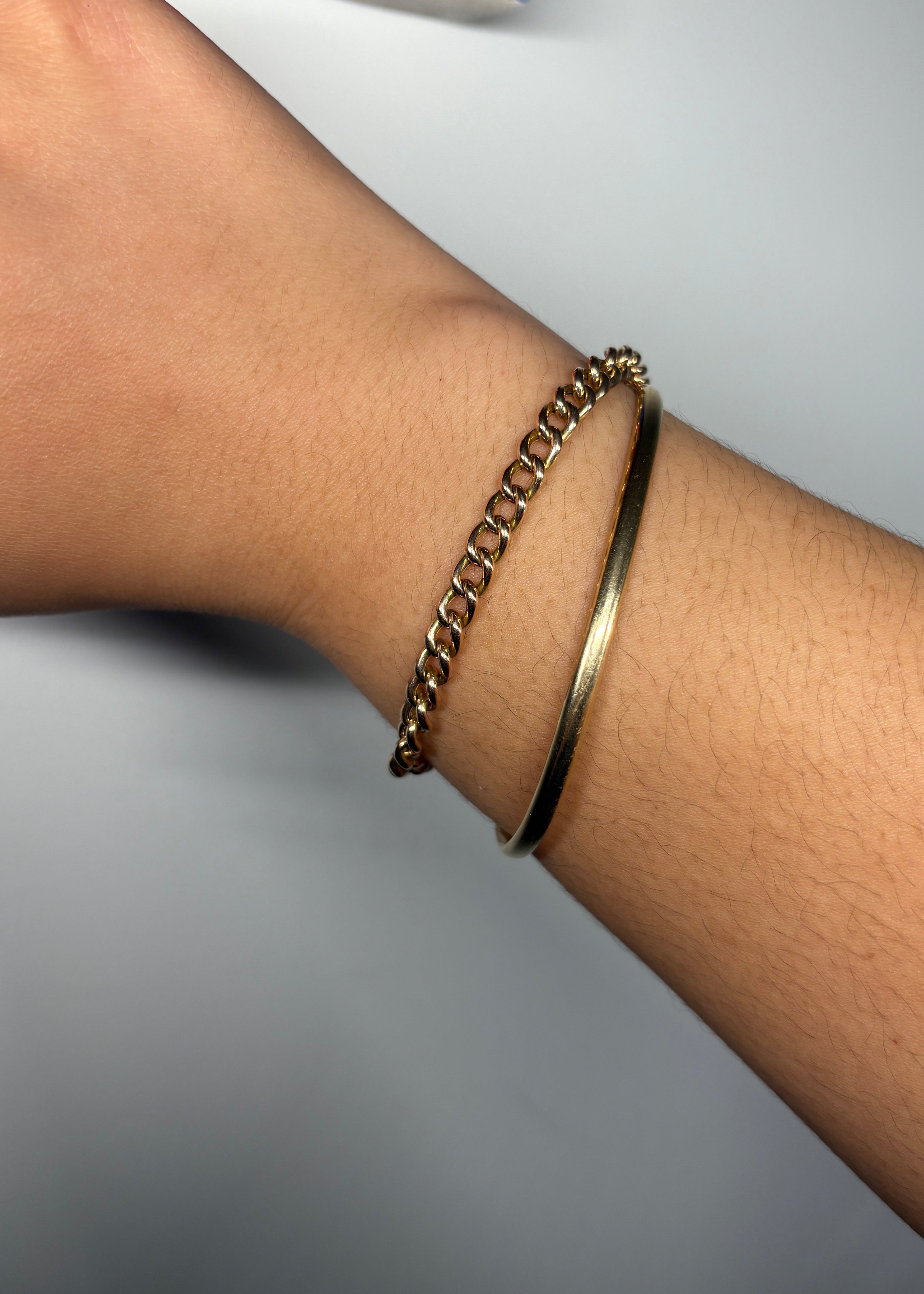 9ct English Bangle