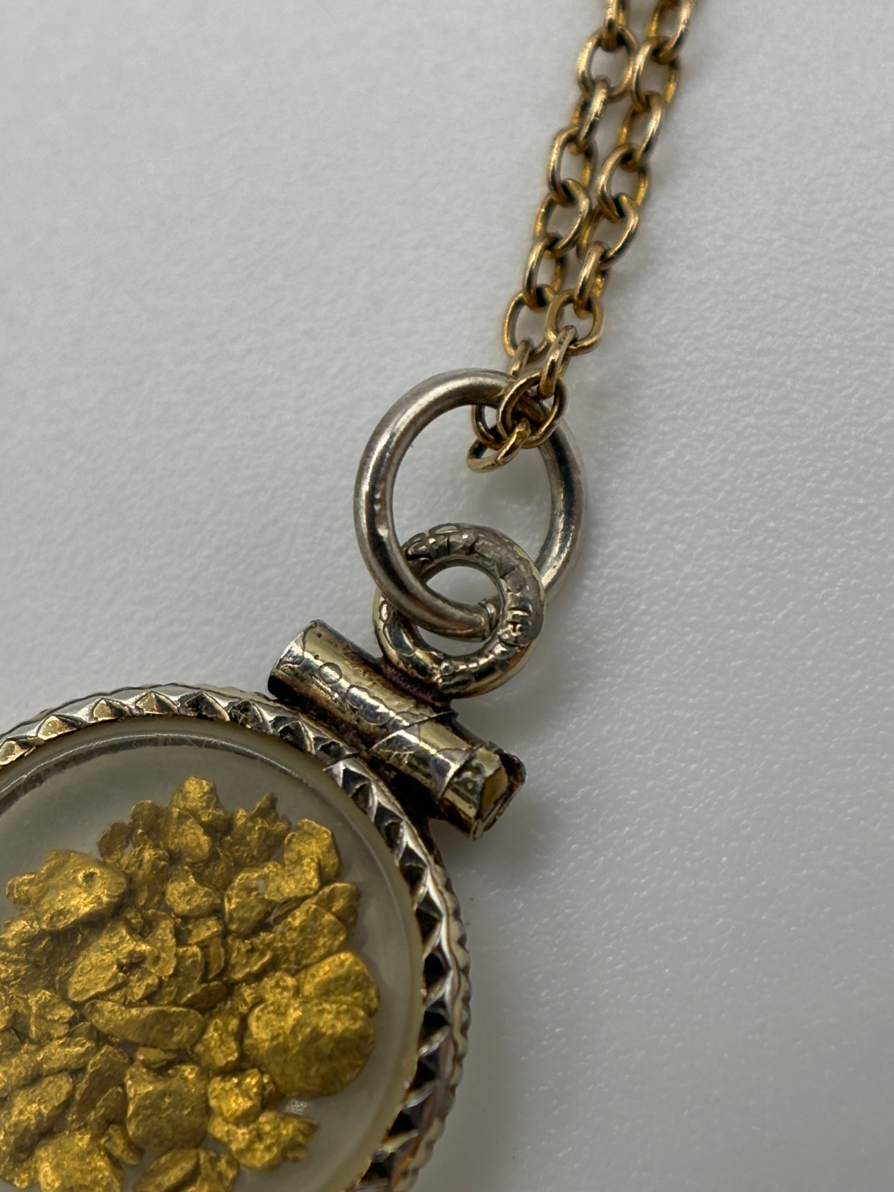Collier Shaker en Or Laminé 22 carats Rare