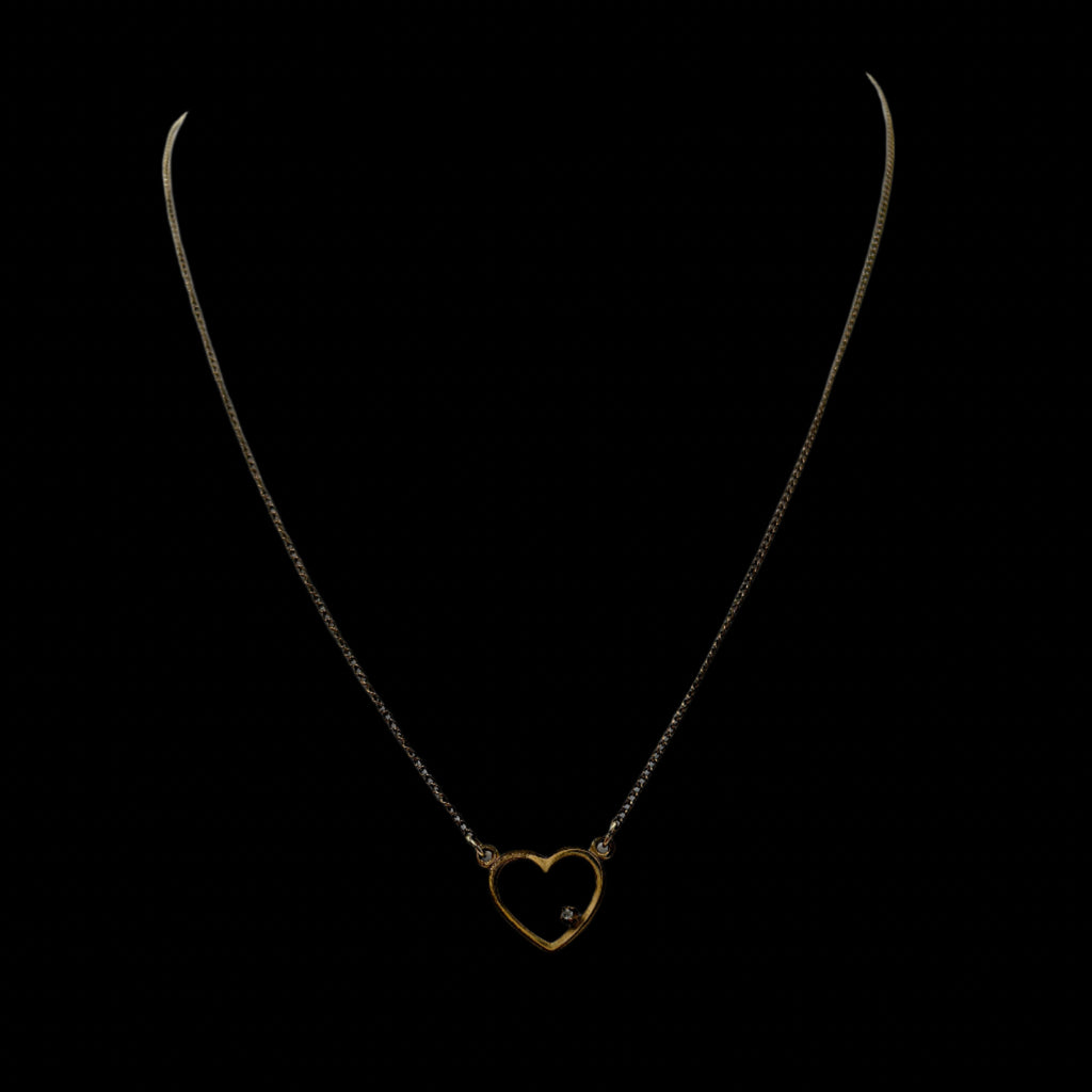 Collier ras du cou Artistry GF avec puces de diamants en forme de cœur