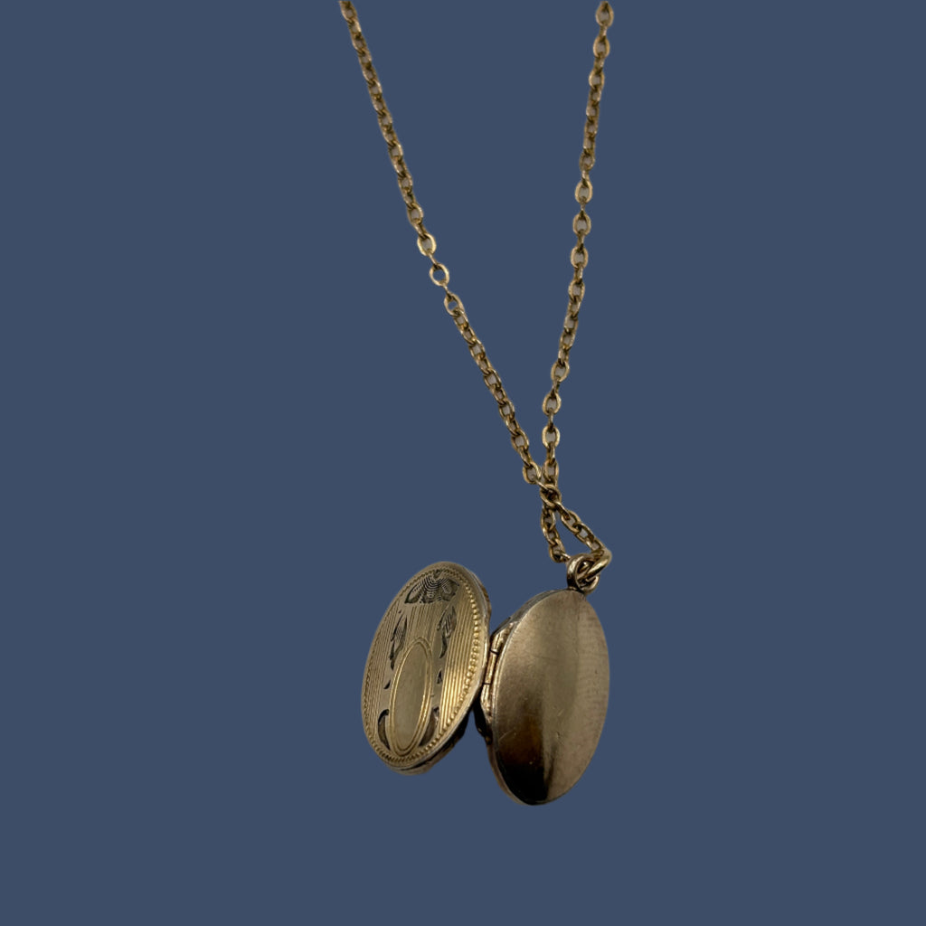 10KT Locket