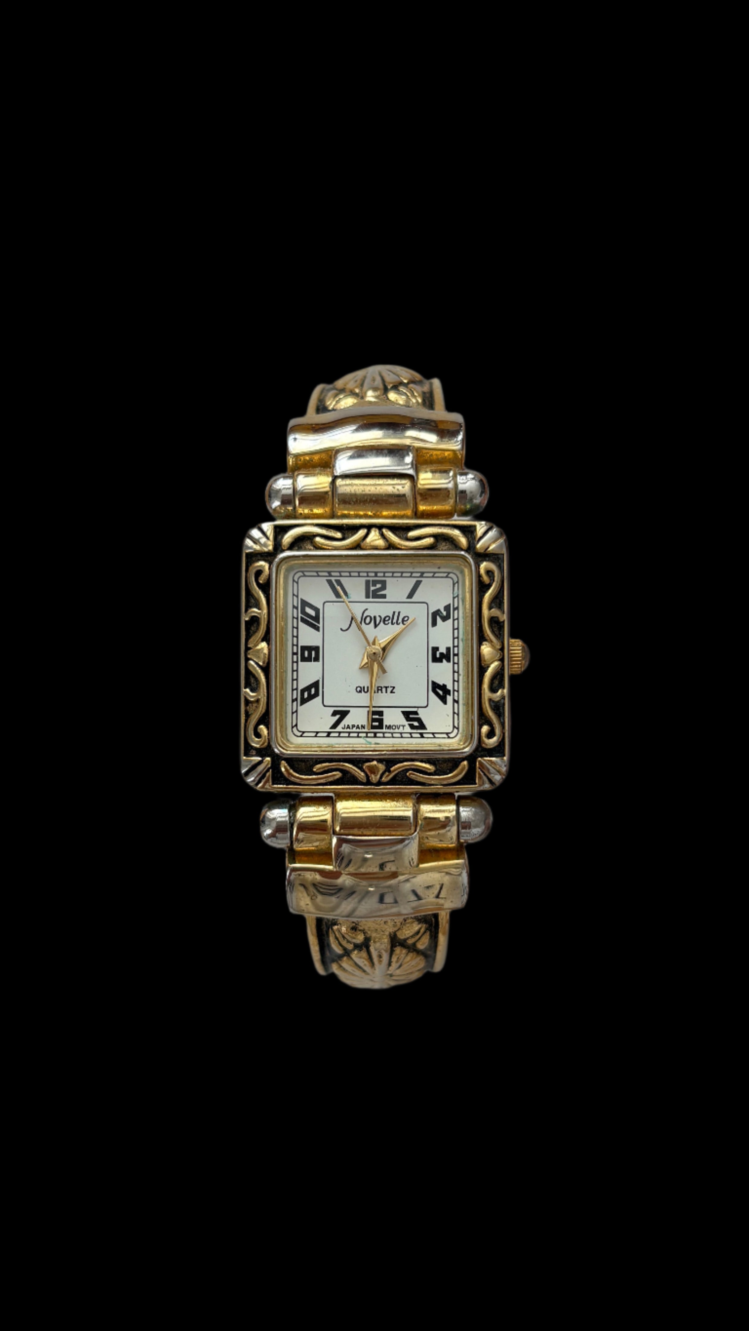 Novelle Quartz Cuff Watch