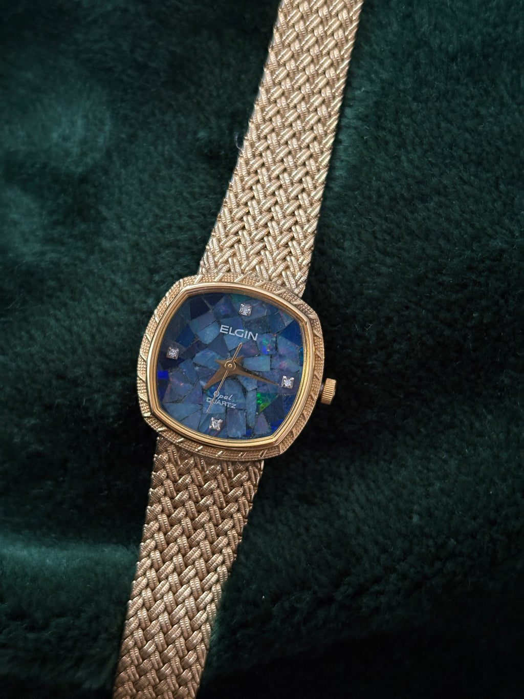 Elgin Opal Dial Analog