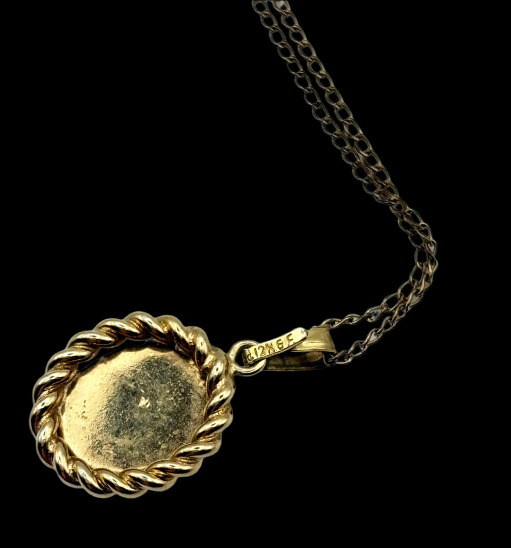 12KT Gold Filled Goldstone Pendant & Necklace