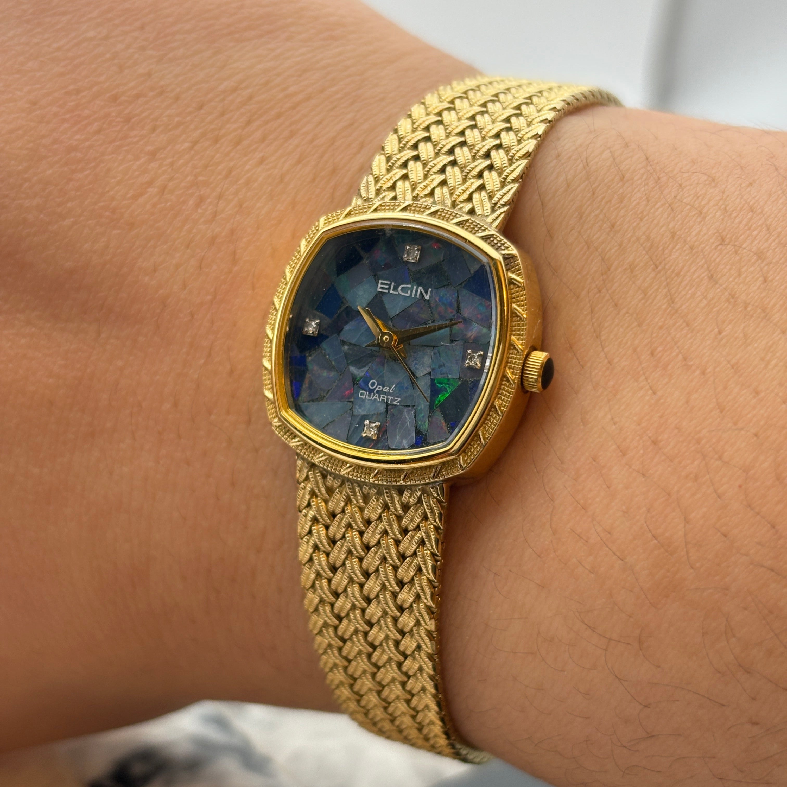 Elgin Opal Dial Analog