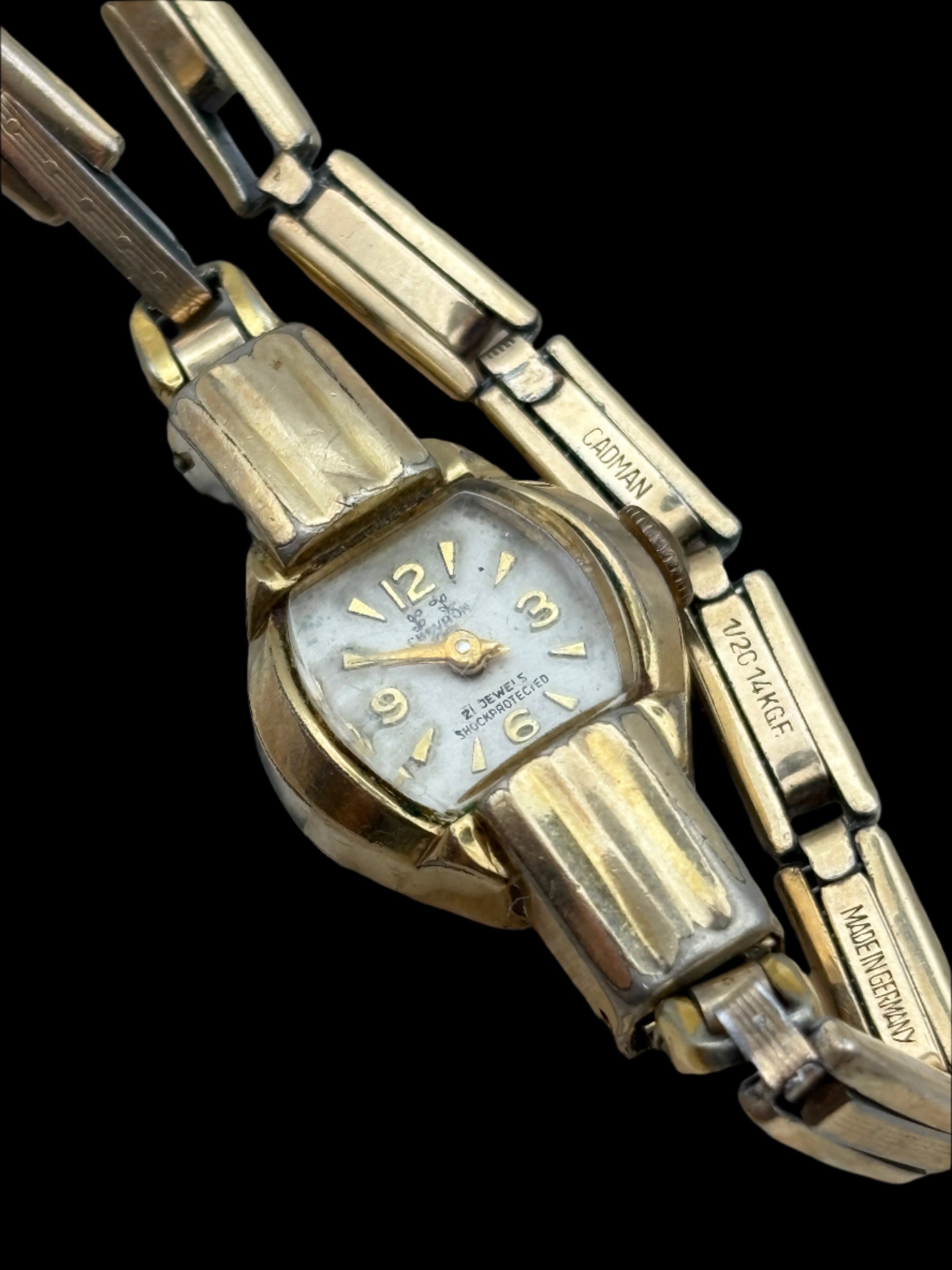 14KT RGP Chevron Analog