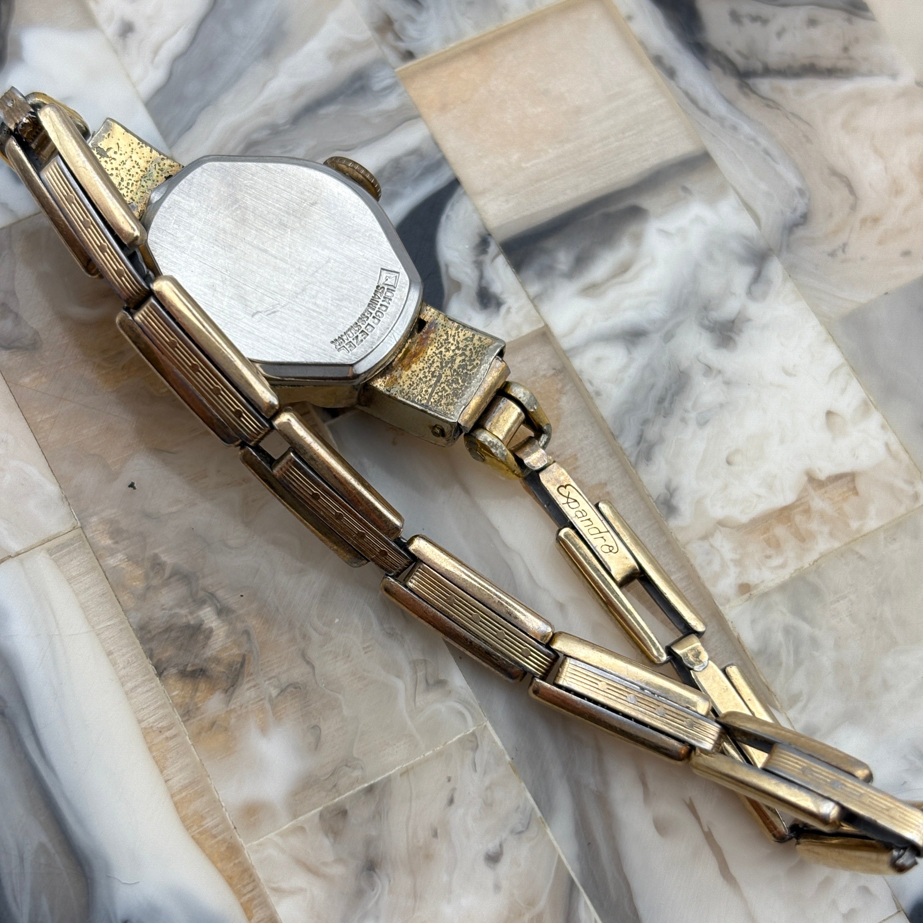 14KT RGP Chevron Analog