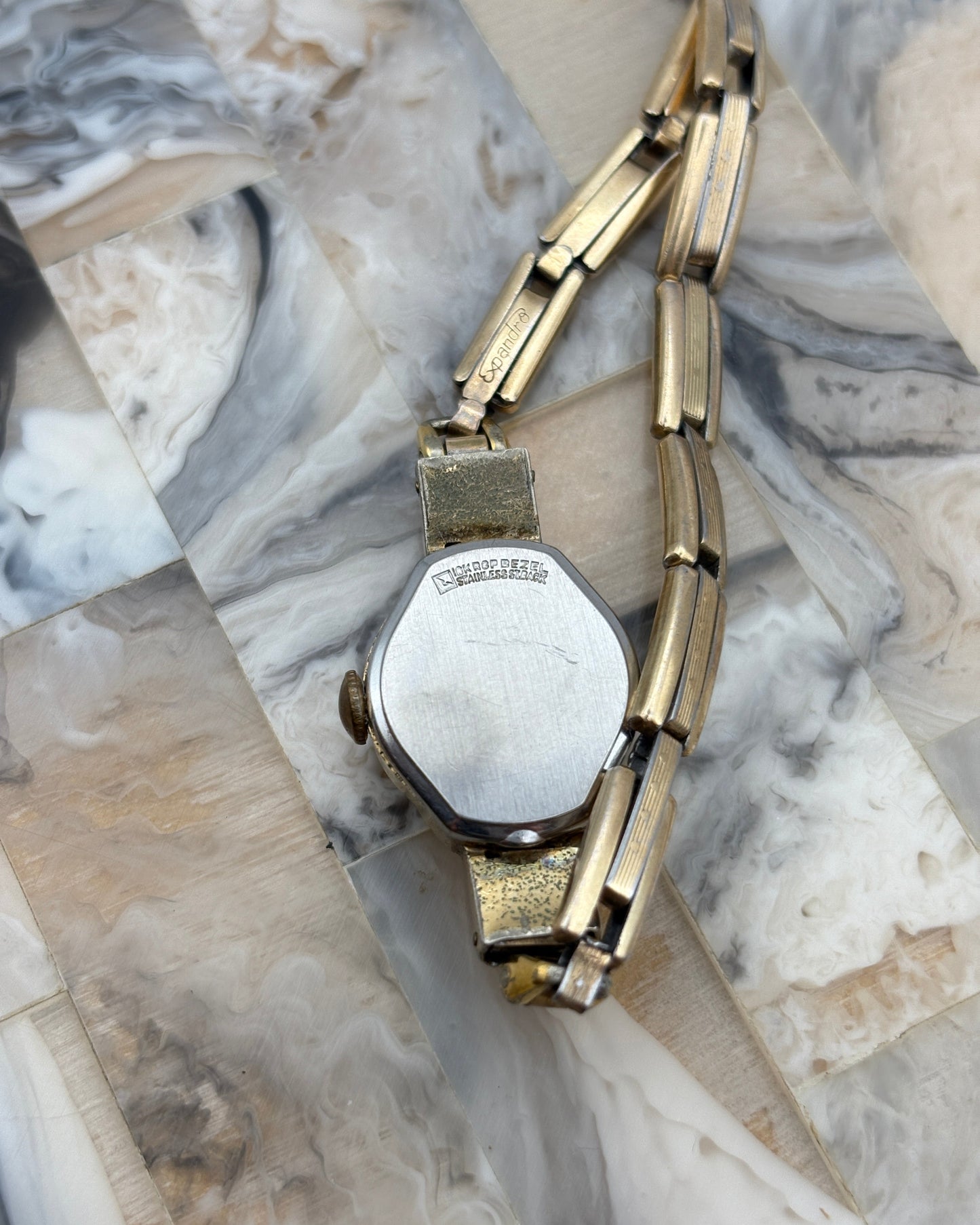 14KT RGP Chevron Analog