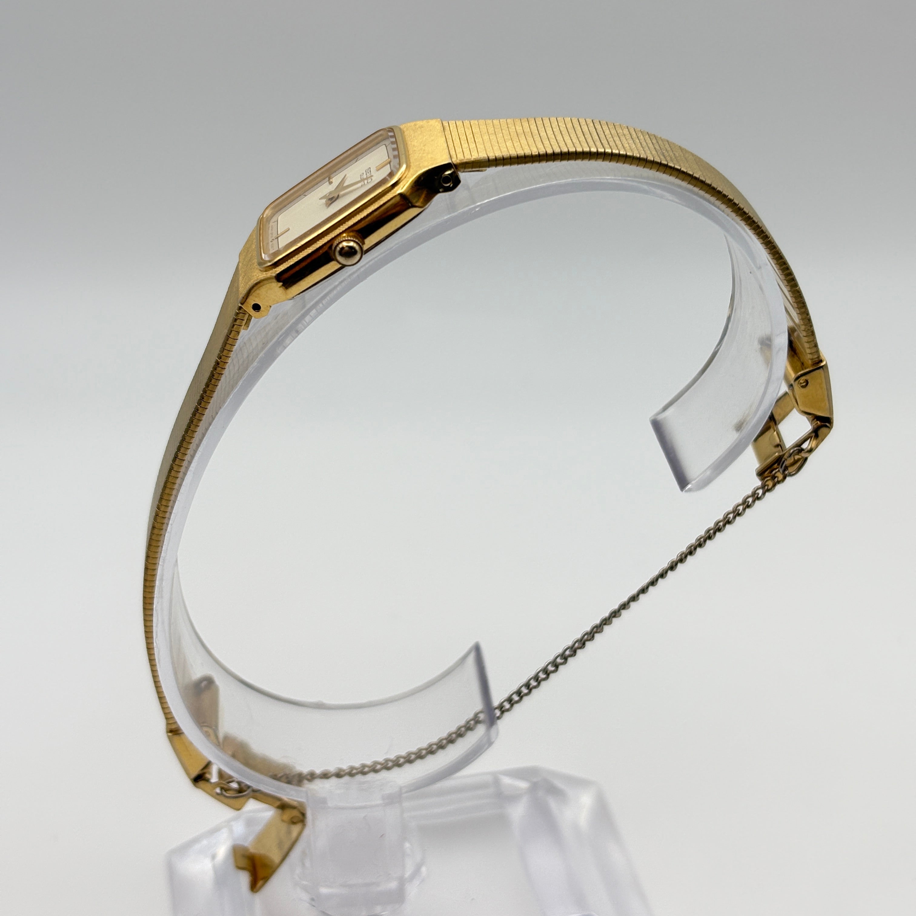 Gold Seiko Analog Mesh