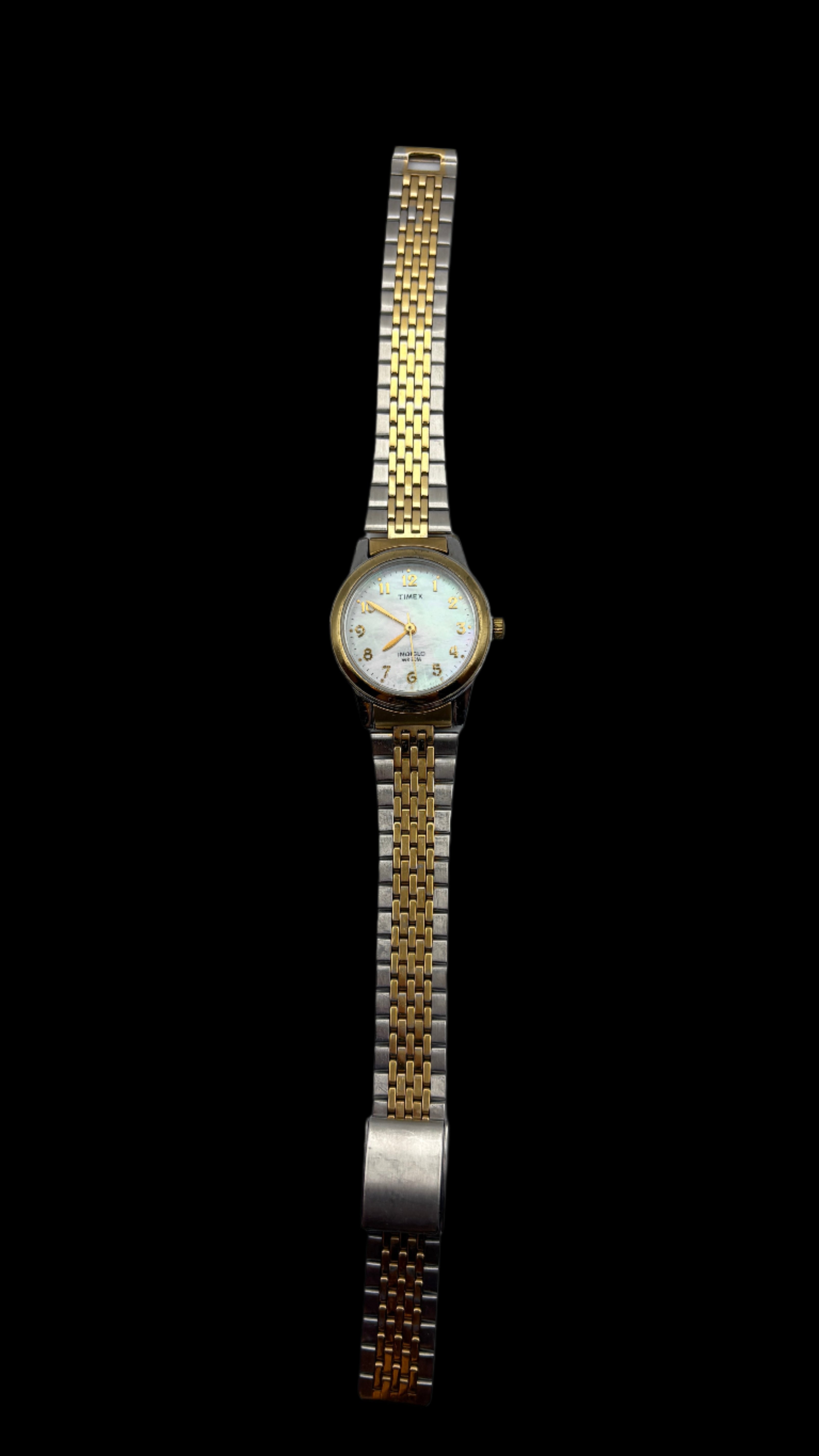 Two-tone Timex Indiglo MOP Dial