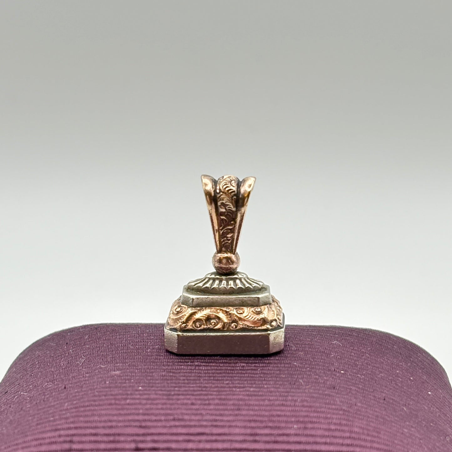 Georgian Two-tone Carnelian Watch Fob