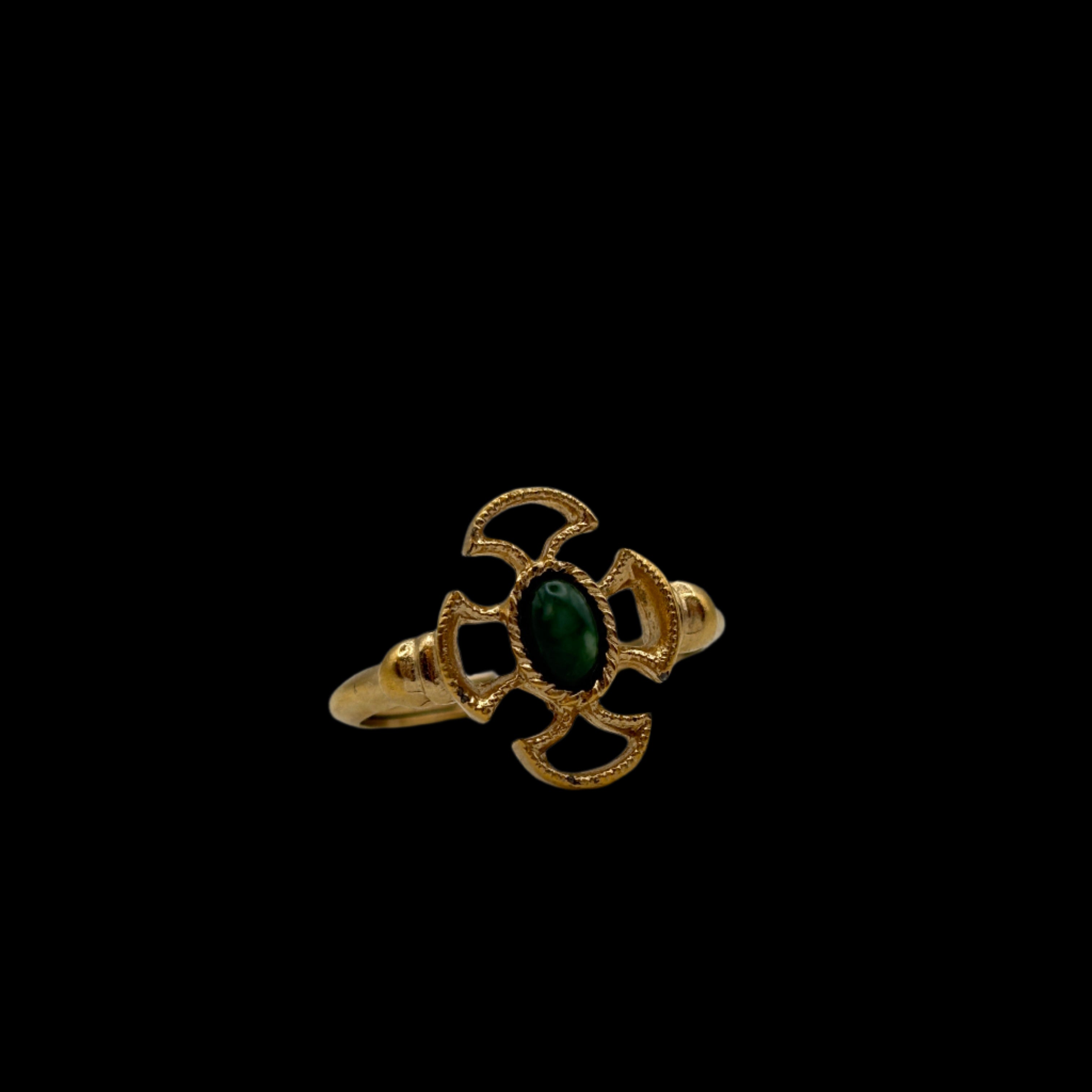 Vintage Avon Baroness Maltese Cross Ring