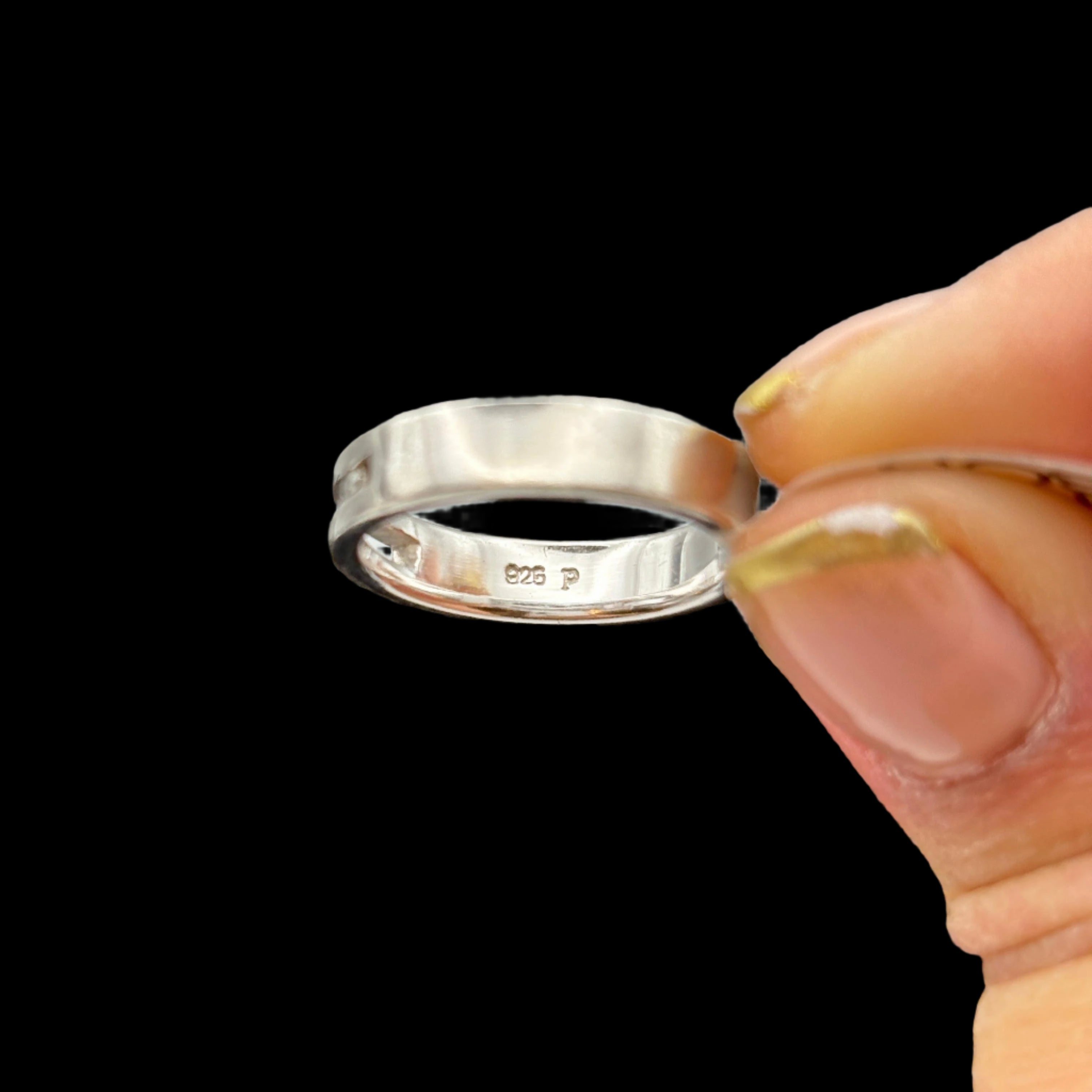 Bague contemporaine en argent sterling sertie de diamants