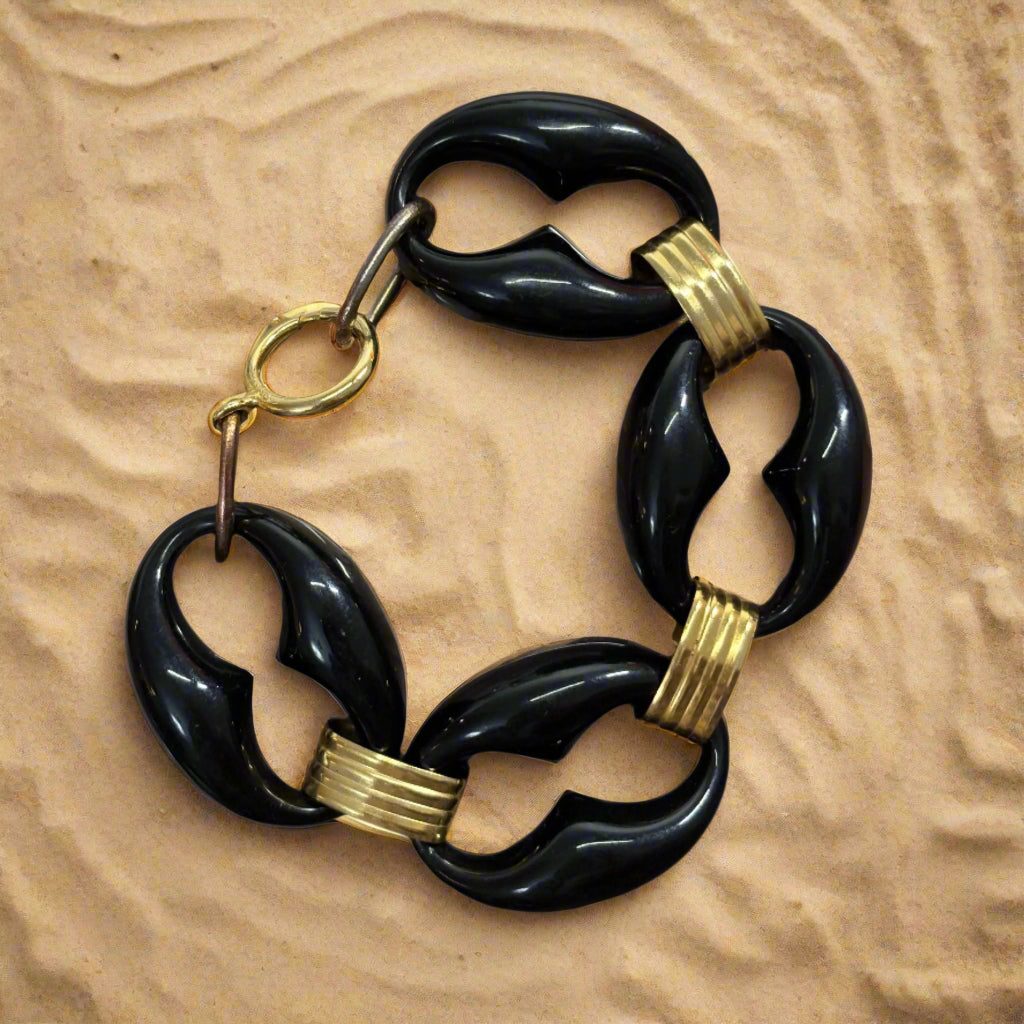 Bold Mariner Lucite Bracelet