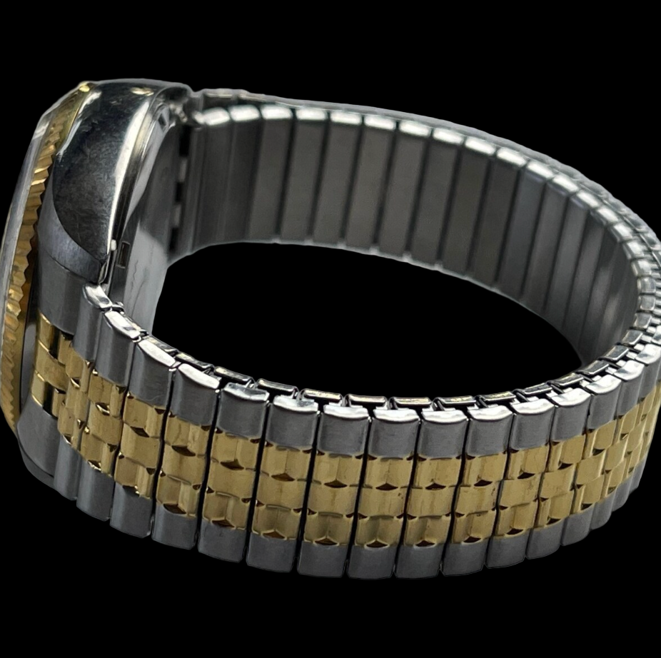 1976 Waltham Calendar Day Date XKE690T 6M55