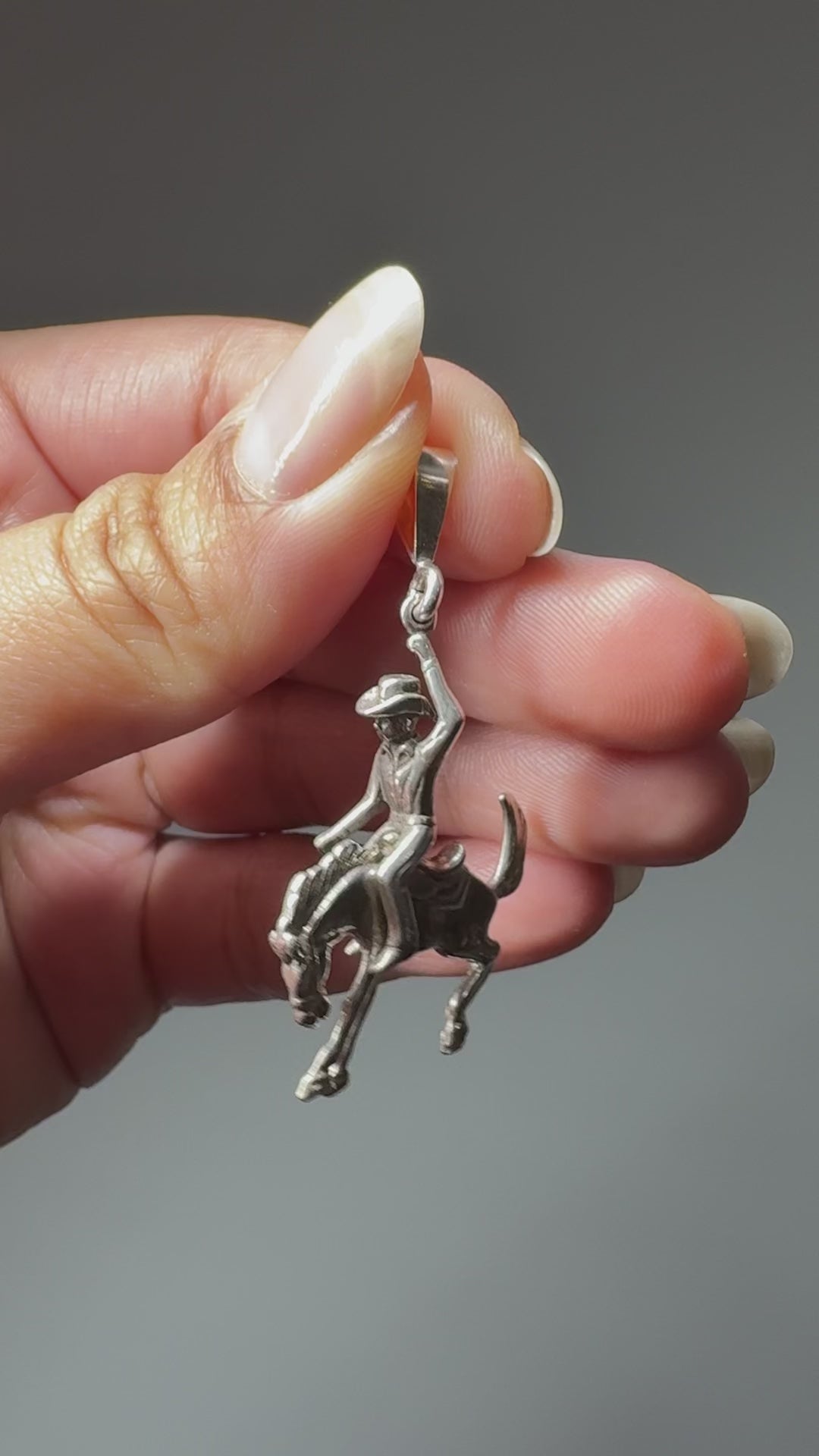 Collier Cavalier Bronco Articulé en Argent Sterling
