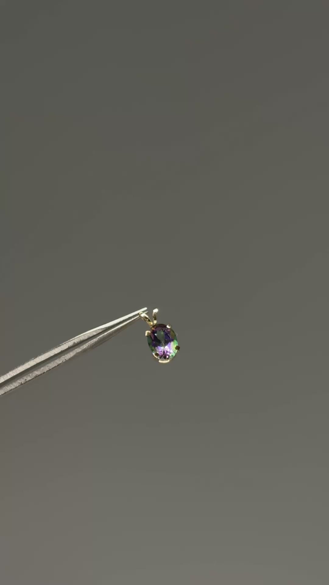 Estate 14KT 1.3ct Mystic Topaz Pendant